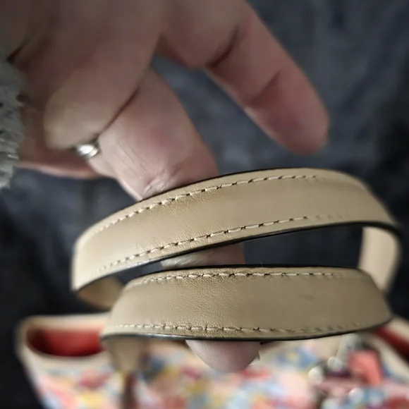 RARE NWOT COACH Peyton Floral Print Multicolor Canvas Satchel Tote Shoulder Bag - Picture 4 of 7